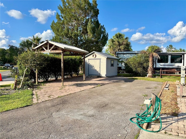 2927 NE 102nd Avenue Rd, Silver Springs, FL 34488 - photo 1