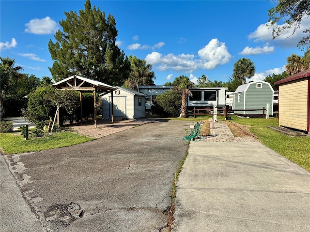 2927 NE 102nd Avenue Rd, Silver Springs, FL 34488 - photo 2