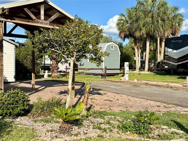2927 NE 102nd Avenue Rd, Silver Springs, FL 34488 - photo 8