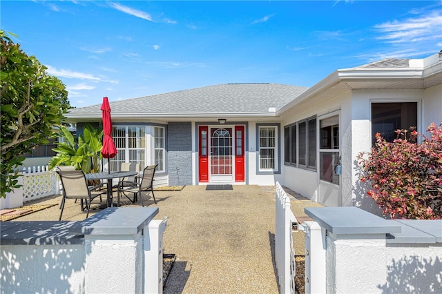 6758 SW 114th Street Rd, Ocala, FL 34476 - view of patio featuring a fenced front yard and a gate