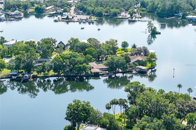414 NW 8th Ave, Crystal River, FL 34428 - aerial view of property and surrounding area featuring a large body of water