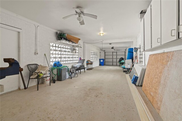414 NW 8th Ave, Crystal River, FL 34428 - garage with a ceiling fan