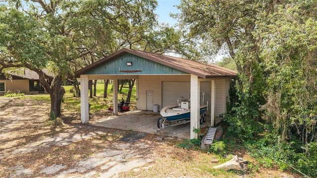 view of outdoor structure