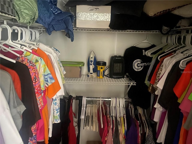 9920 SW 102nd Pl, Ocala, FL 34481 - view of walk in closet