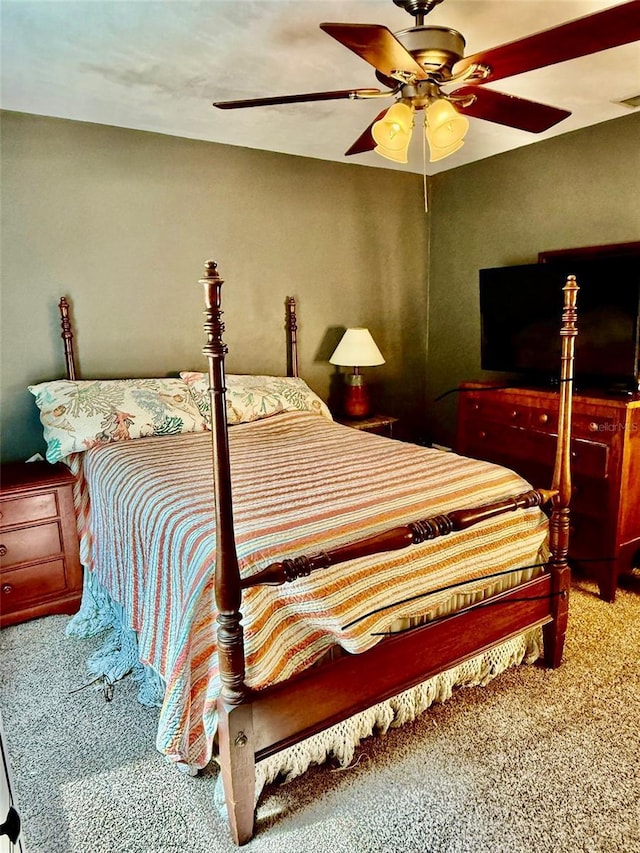 3106 Silver Palm Dr, Edgewater, FL 32141 - carpeted bedroom featuring a ceiling fan