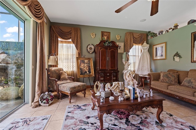 4725 County Road 121d, Wildwood, FL 34785 - living area featuring light tile patterned floors and a ceiling fan