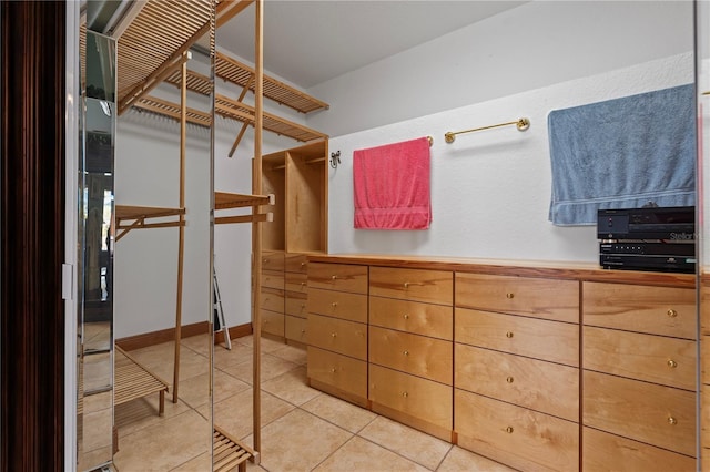 4725 County Road 121d, Wildwood, FL 34785 - spacious closet with light tile patterned floors
