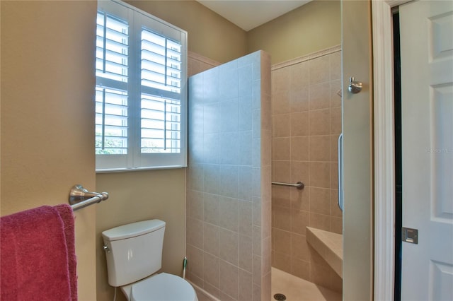 2550 NW 55th Avenue Rd, Ocala, FL 34482 - full bath with walk in shower and toilet
