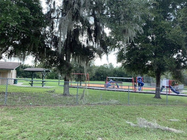 view of surrounding community