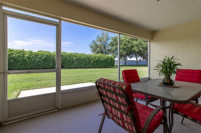 1690 SW 158th Ln, Ocala, FL 34473 - sunroom with outdoor dining space