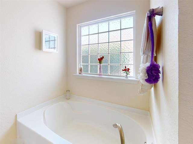 9677 SW 56th Cir, Ocala, FL 34476 - bathroom featuring a garden tub