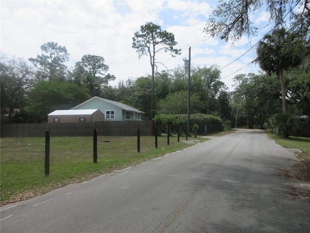 5949 SE 164th Ct, Ocklawaha, FL 32179 - view of asphalt street