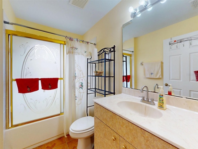 9325 SW 125th Court Rd, Dunnellon, FL 34432 - bathroom featuring vanity, toilet, and shower / bathtub combination with curtain
