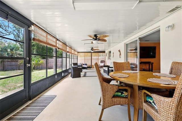 3020 E Scofield St, Inverness, FL 34453 - sunroom / solarium with plenty of natural light, an outdoor living space, and ceiling fan