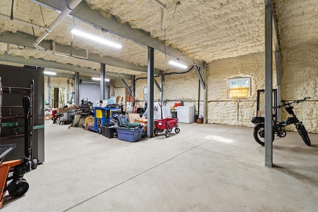 7059 N Lecanto Hwy, Hernando, FL 34442 - garage featuring washer / clothes dryer