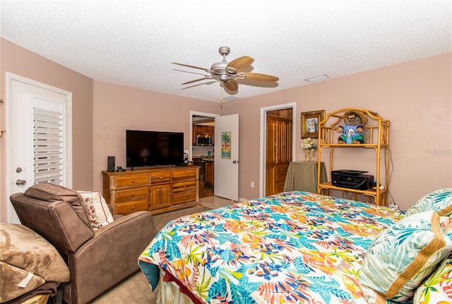 bedroom featuring a ceiling fan