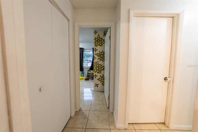 2140 NE 40th St, Ocala, FL 34479 - hall featuring light tile patterned floors