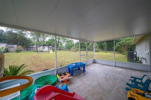 2140 NE 40th St, Ocala, FL 34479 - unfurnished sunroom with plenty of natural light