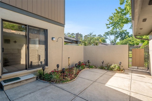 3815 NE 17th Street Cir, Ocala, FL 34470 - view of patio with fence