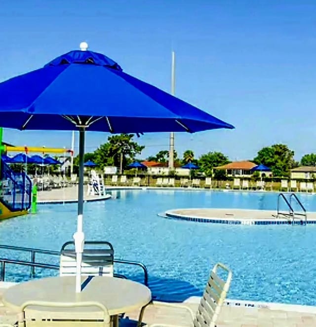 Leonardo Ct, Kissimmee, FL 34758