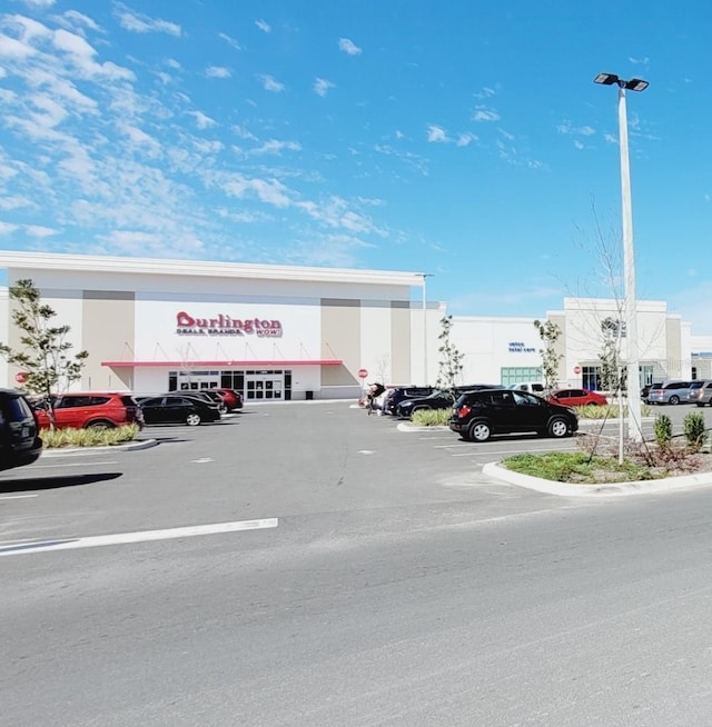 Leonardo Ct, Kissimmee, FL 34758