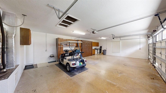 10528 SW 27th Ave, Ocala, FL 34476 - garage with a garage door opener