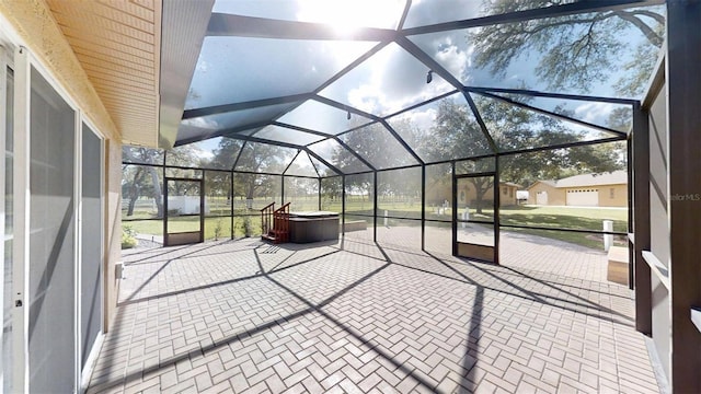 10528 SW 27th Ave, Ocala, FL 34476 - view of patio featuring a lanai and a hot tub