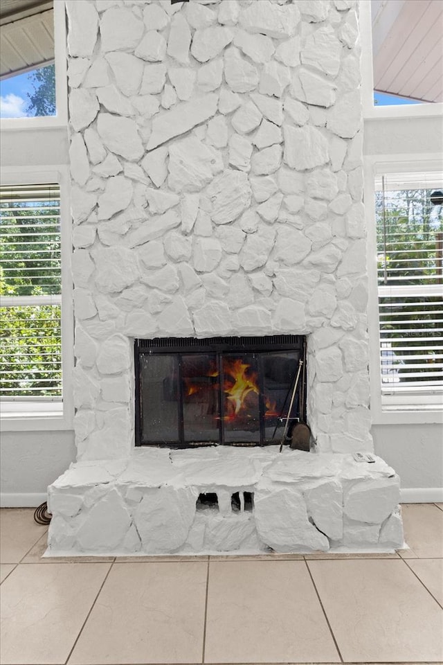 3728 S Eastpark Way, Homosassa, FL 34446 - detailed view of a fireplace and baseboards