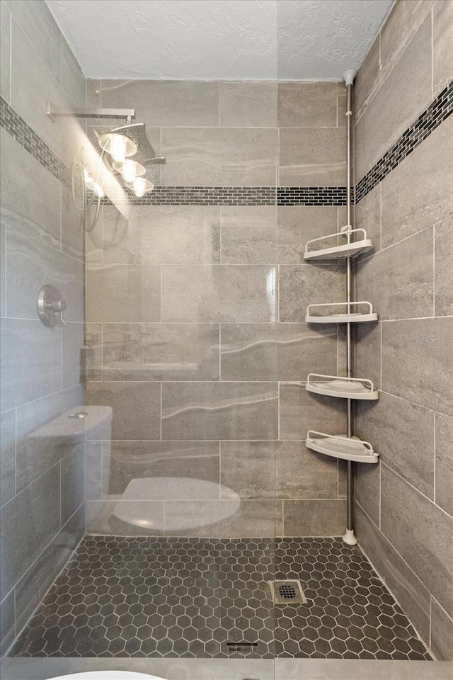 3728 S Eastpark Way, Homosassa, FL 34446 - bathroom featuring tiled shower