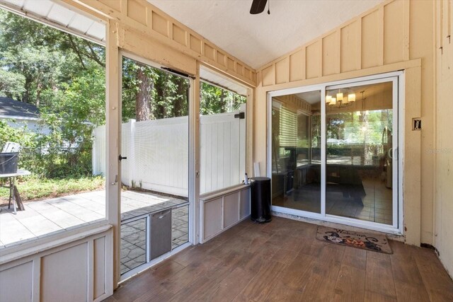 3728 S Eastpark Way, Homosassa, FL 34446 - unfurnished sunroom with a ceiling fan