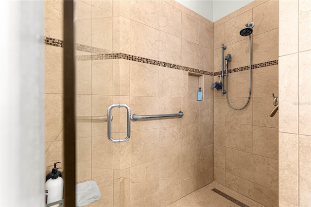 9642 SW 95th Loop, Ocala, FL 34481 - full bathroom featuring a stall shower