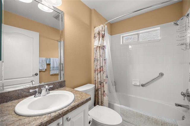 8352 SE 168th Trinity Pl, The Villages, FL 32162 - bathroom featuring shower / bathtub combination with curtain, toilet, and vanity