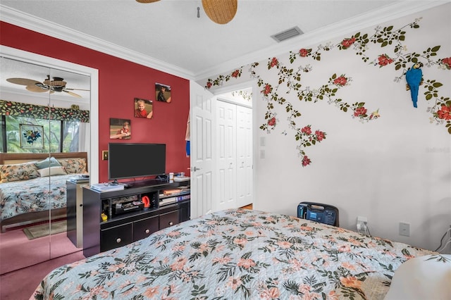 1001 Old Mill Pond Rd, Palm Harbor, FL 34683 - carpeted bedroom with crown molding, a closet, and ceiling fan
