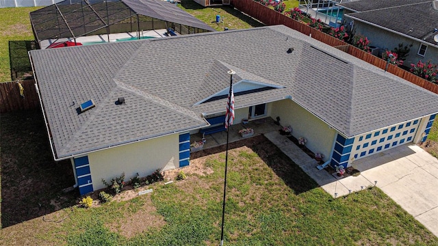aerial view of property and surrounding area