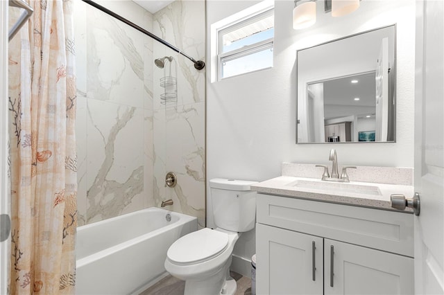 10291 SE 67th Ter, Belleview, FL 34420 - full bath with shower / bath combo with shower curtain, vanity, and toilet