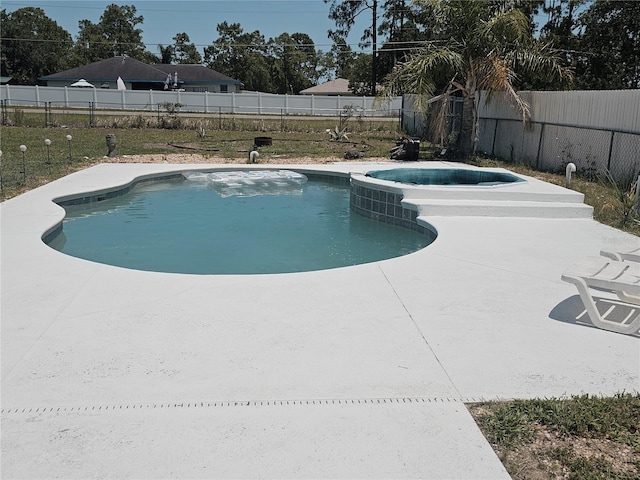 6 Bahia Trace Loop, Ocala, FL 34472 - view of pool with a fenced backyard, a pool with connected hot tub, and a patio area
