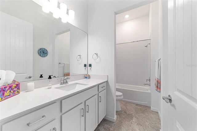 6046 SW 86th Cir, Ocala, FL 34481 - full bathroom with toilet, vanity, baseboards, bathtub / shower combination, and recessed lighting
