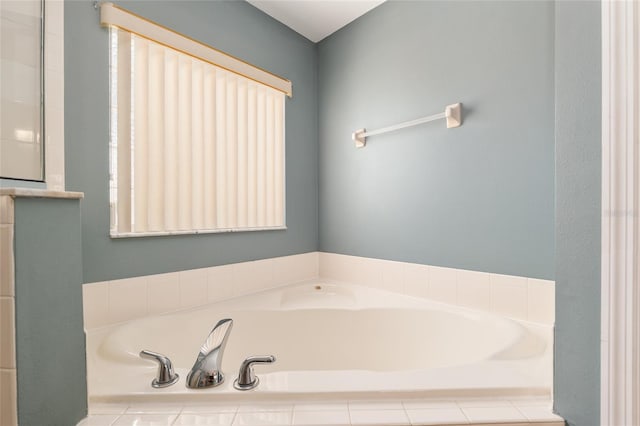 8053 SW 62nd Ave, Ocala, FL 34476 - bathroom with a garden tub