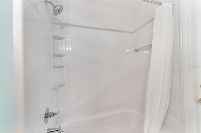 5920 SW 88th Pl, Ocala, FL 34476 - bathroom with shower / tub combo