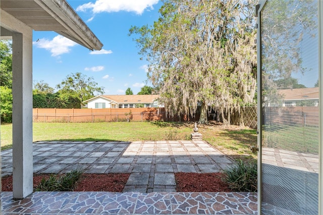 1404 SE 40th Ct, Ocala, FL 34471 - view of yard featuring a patio