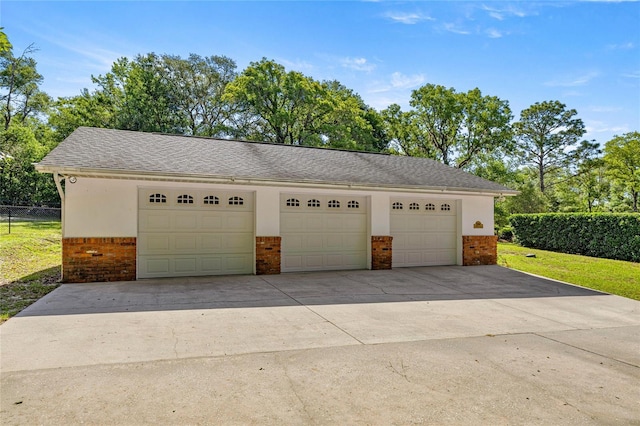 20861 SW 81st Loop, Dunnellon, FL 34431 - garage with fence