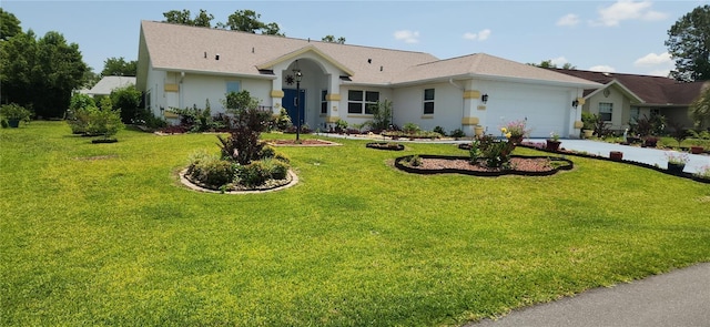 3891 N Grapefern Way, Beverly Hills, FL 34465 - ranch-style home with driveway, an attached garage, a front yard, and stucco siding