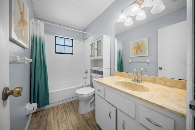 23 Larch Crse, Ocala, FL 34480 - full bath featuring toilet, wood finished floors, vanity, shower / bath combination with curtain, and a textured ceiling