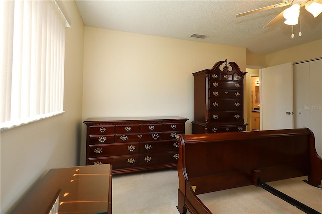 6472 SW 106th Pl, Ocala, FL 34476 - bedroom featuring carpet, ceiling fan, and a closet