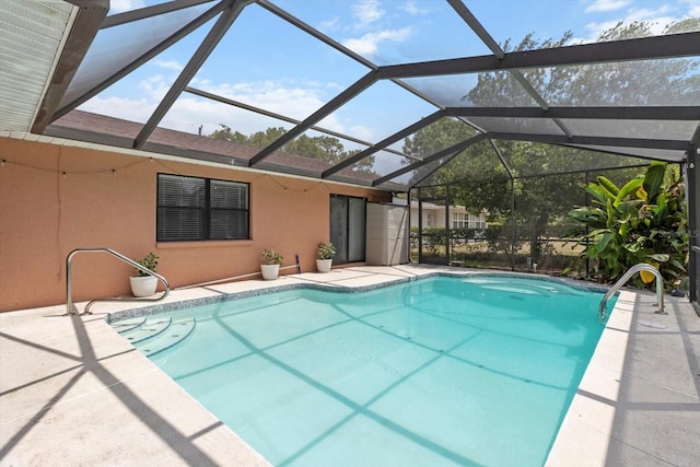 729 Sinclair Ter, Inverness, FL 34450 - swimming pool featuring a patio area