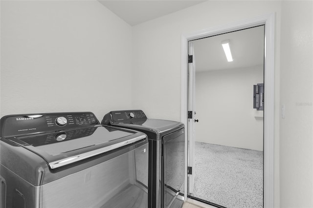 5353 NW 4th St, Ocala, FL 34482 - washroom featuring washing machine and dryer