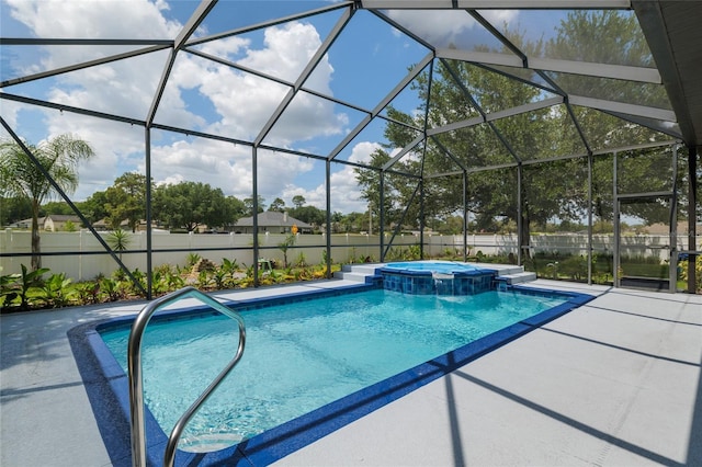 3612 SE 47th Ter, Ocala, FL 34480 - view of pool featuring a patio, a pool with connected hot tub, and a fenced backyard