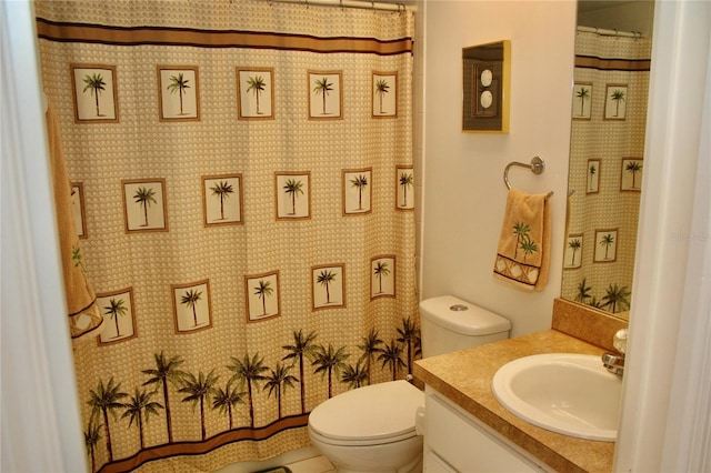 8735 SW 192nd Court Rd, Dunnellon, FL 34432 - full bathroom with toilet, vanity, and a shower with shower curtain