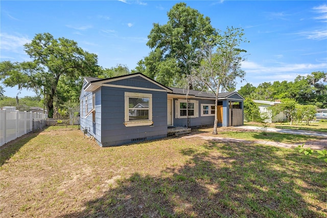 1014 NE 12th St, Ocala, FL 34470 - view of front of home with crawl space and concrete driveway