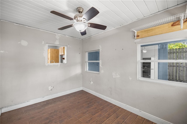 1014 NE 12th St, Ocala, FL 34470 - spare room featuring wood finished floors, a ceiling fan, and baseboards